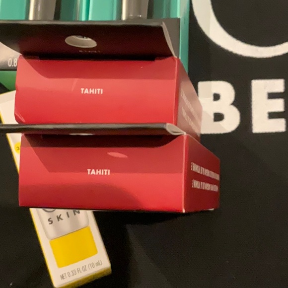 ELF beauty bundle - Picture 11 of 12